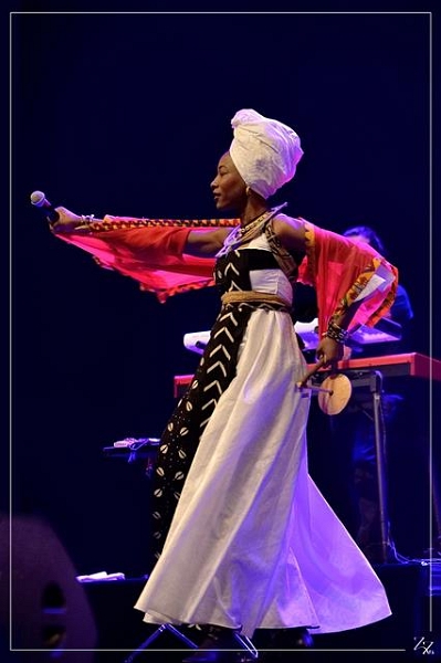 NIK_990404-ps Fatoumata Diawara 31-01-2019 (Zz) (p).jpg